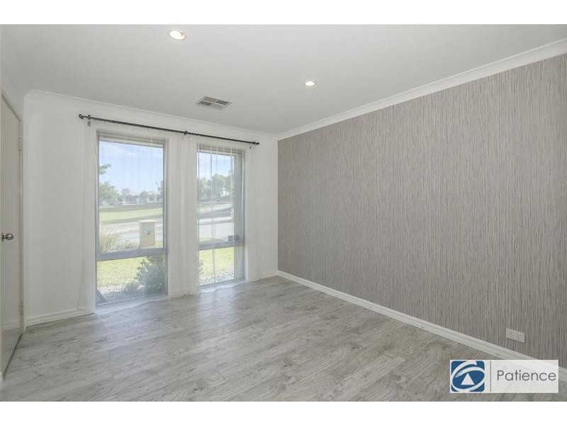 5 Helmsdale Loop, Butler WA 6036