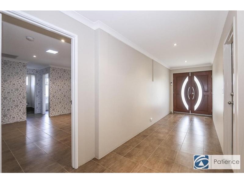 5 Helmsdale Loop, Butler WA 6036