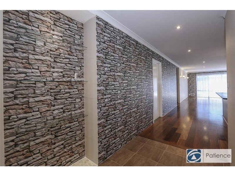 5 Helmsdale Loop, Butler WA 6036