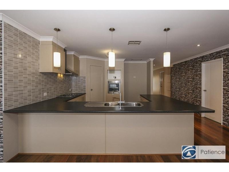 5 Helmsdale Loop, Butler WA 6036