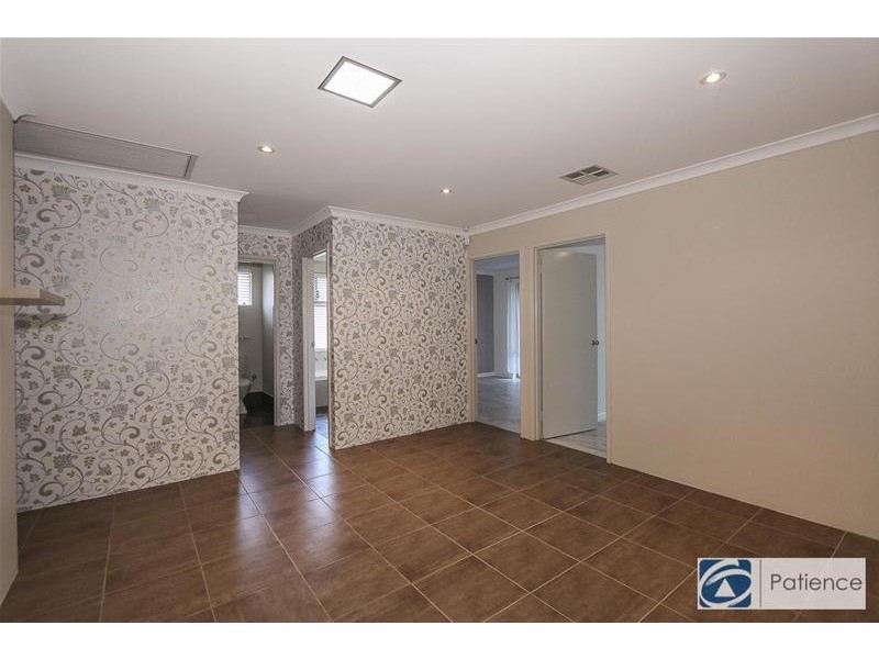 5 Helmsdale Loop, Butler WA 6036