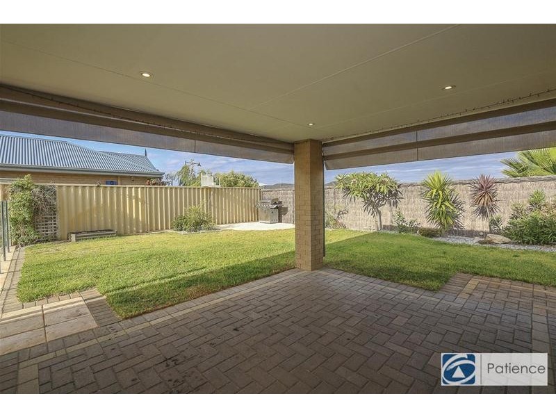 5 Helmsdale Loop, Butler WA 6036