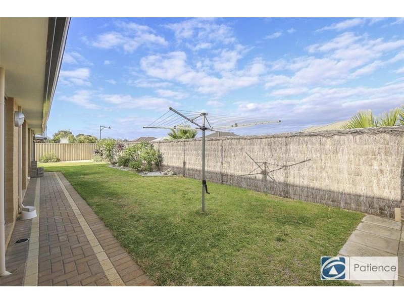 5 Helmsdale Loop, Butler WA 6036