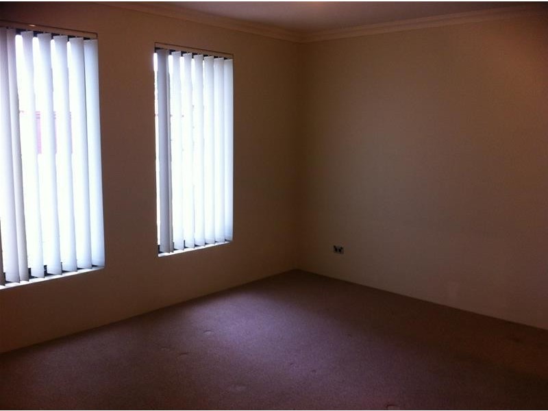 1/25 Peppering Way, Westminster WA 6061