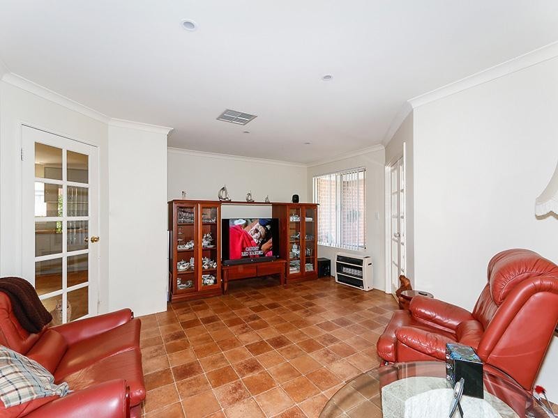 14 Lindeman Heights, Ridgewood WA 6030