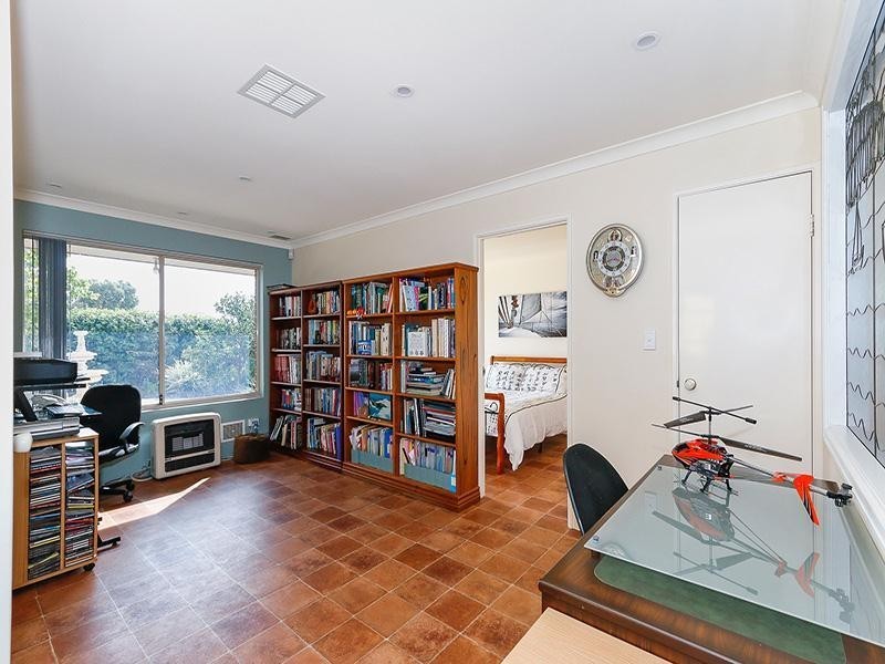 14 Lindeman Heights, Ridgewood WA 6030