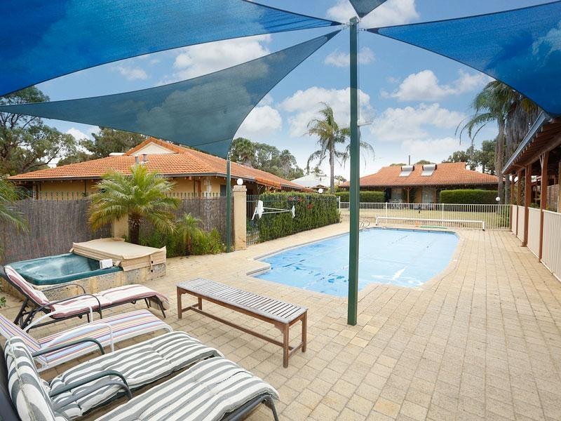 16/56 St Andrews Drive, Yanchep WA 6035