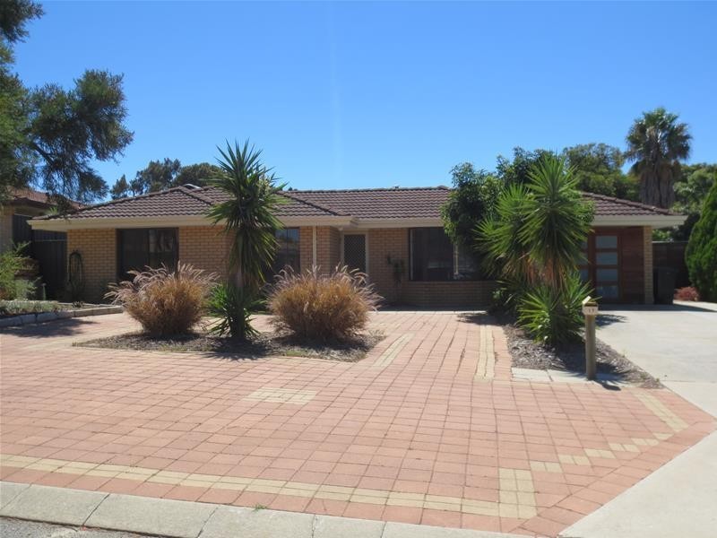 17 Smoothstone Court, Joondalup WA 6027
