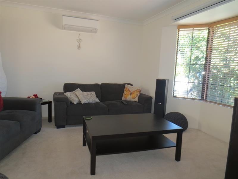 17 Smoothstone Court, Joondalup WA 6027