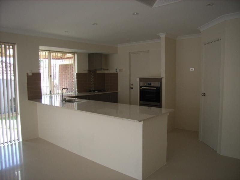 139 Kinross Drive, Kinross WA 6028