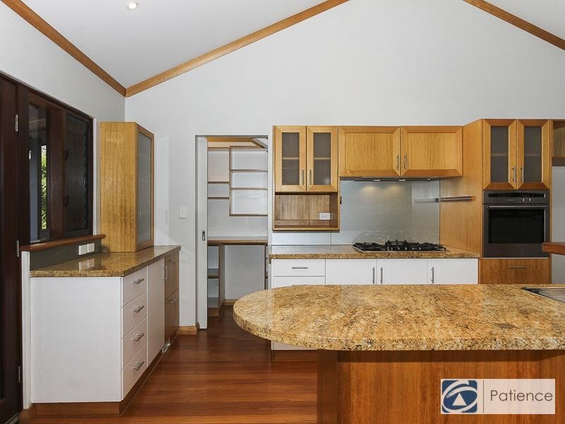 18 Cockatoo Ridge, Joondalup WA 6027