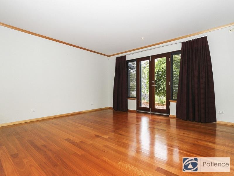 18 Cockatoo Ridge, Joondalup WA 6027