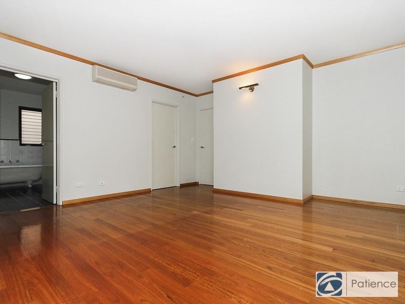 18 Cockatoo Ridge, Joondalup WA 6027