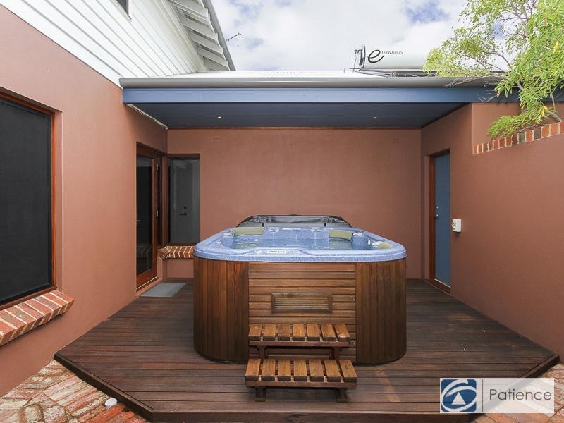 18 Cockatoo Ridge, Joondalup WA 6027