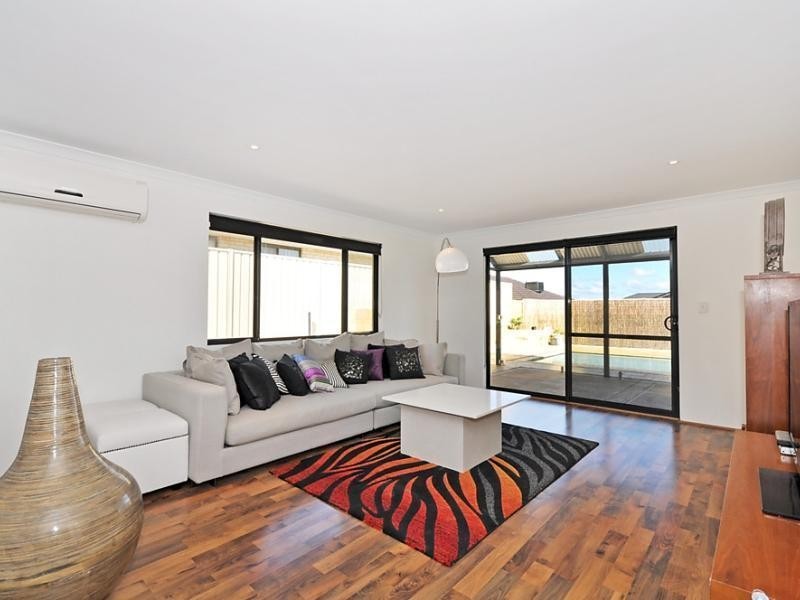 57 Galileo Avenue, Tapping WA 6065