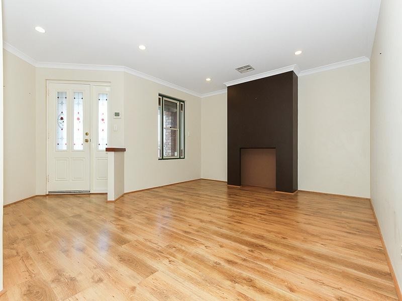 4 Akera Close, Hillarys WA 6025