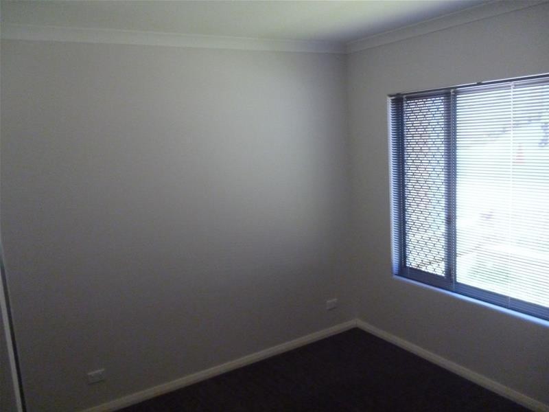 4 Tranquility Crescent, Aveley WA 6069