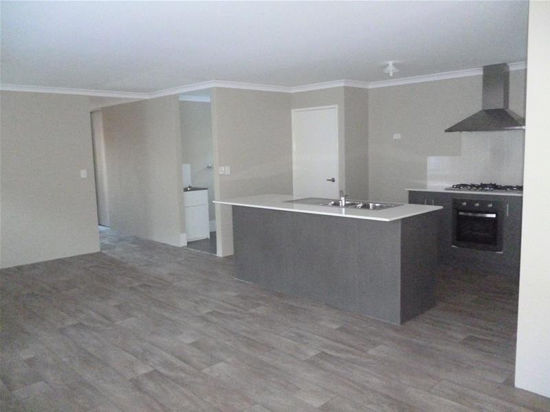 24 Manningtree Approach, Butler WA 6036