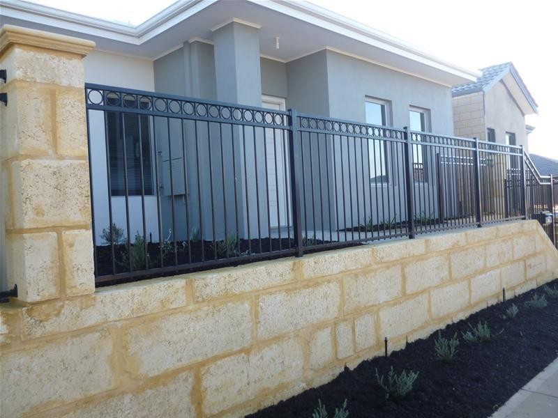 24 Manningtree Approach, Butler WA 6036