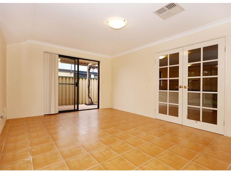 5 Hennessy Drive, Ashby WA 6065