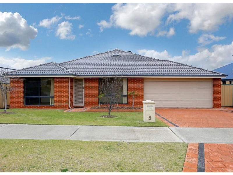 5 Hennessy Drive, Ashby WA 6065