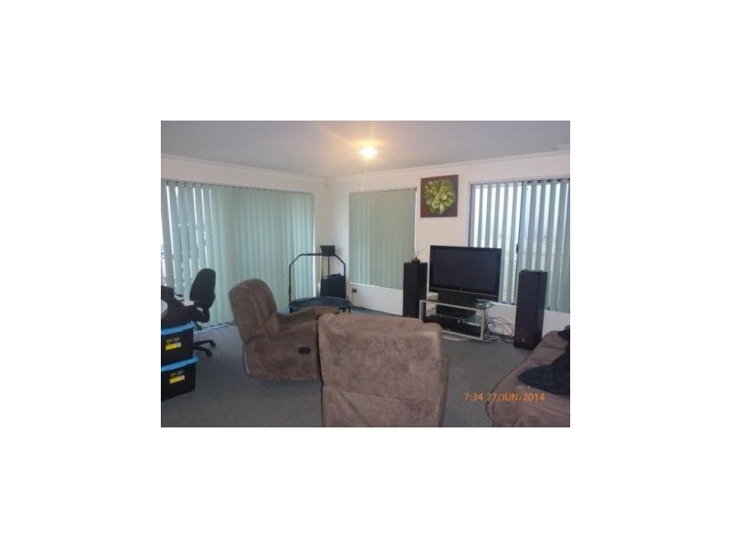 2/25 Peppering Way, Westminster WA 6061