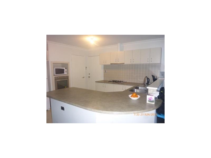 2/25 Peppering Way, Westminster WA 6061