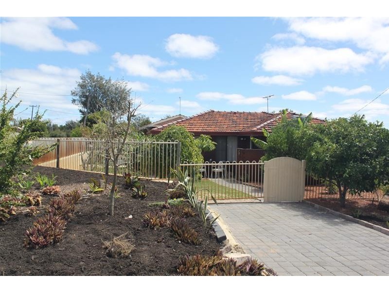 1 Marsden Way, Padbury WA 6025