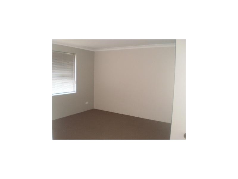 15 Serrata Road, Banksia Grove WA 6031