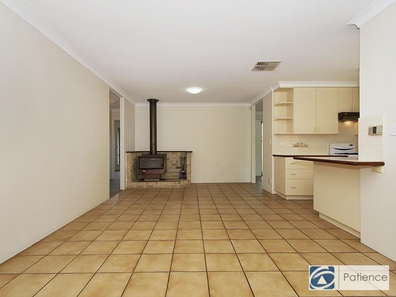 16 Dillon Glade, Joondalup WA 6027