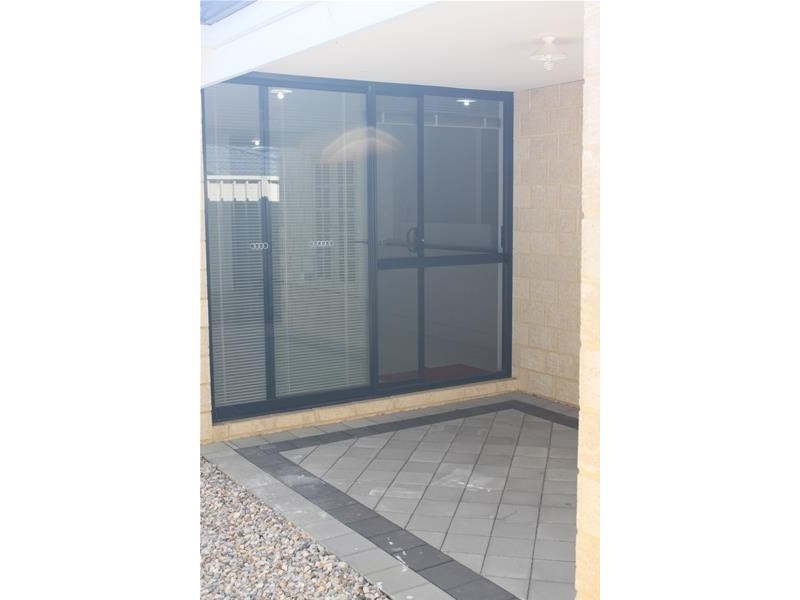 17 Fogliani Loop, Sinagra WA 6065