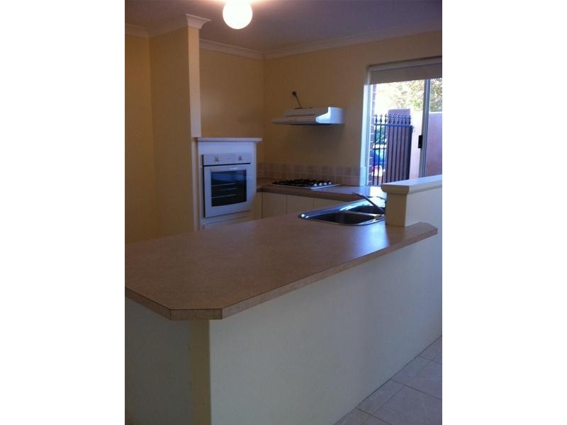 24 Pinegrove Drive, Ellenbrook WA 6069