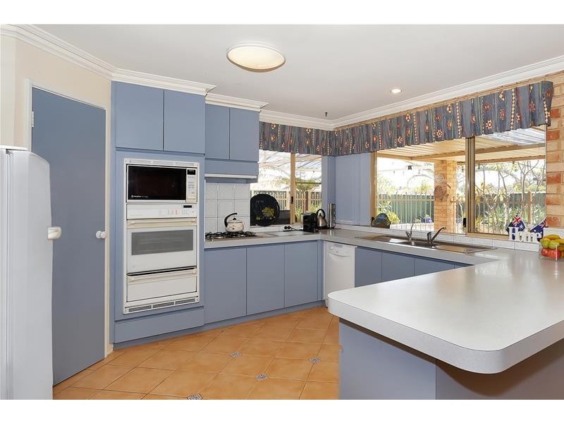 10 Kazan Close, Joondalup WA 6027