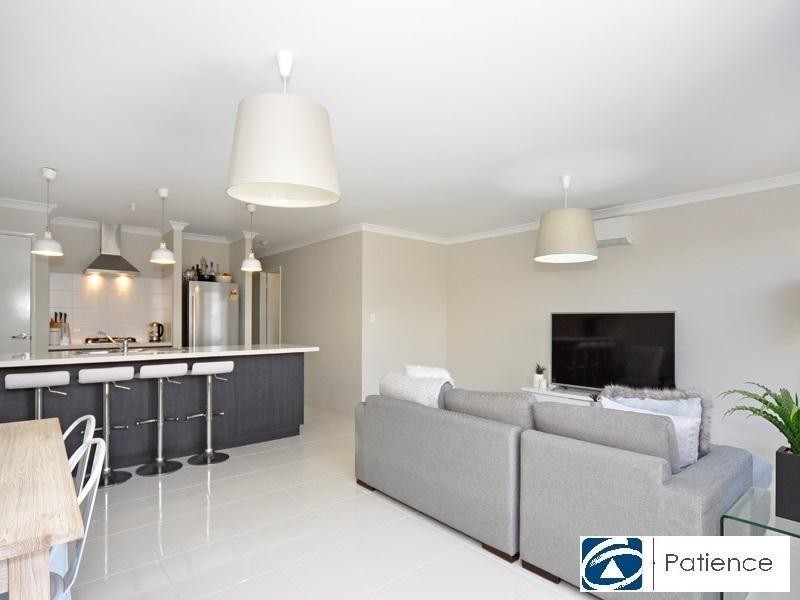 6 Hexham Terrace, Alkimos WA 6038