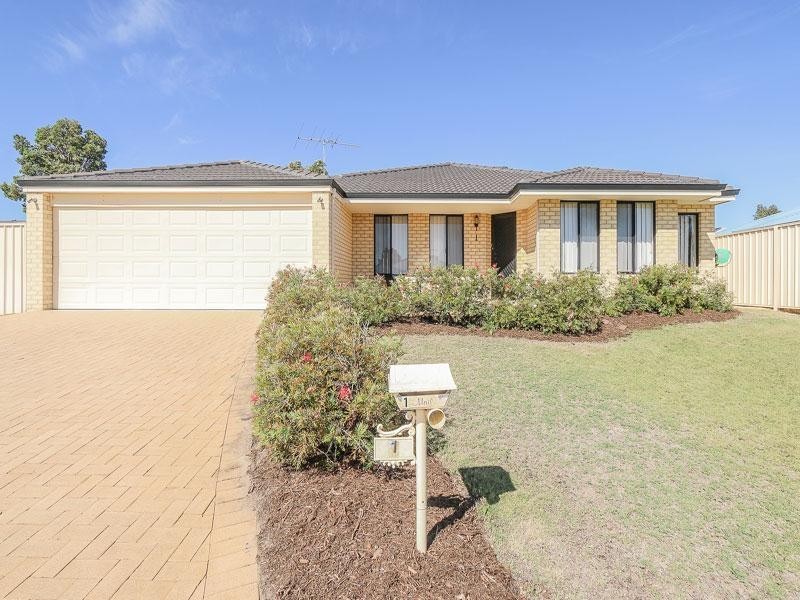 1 Allanbi Circle, Carramar WA 6031
