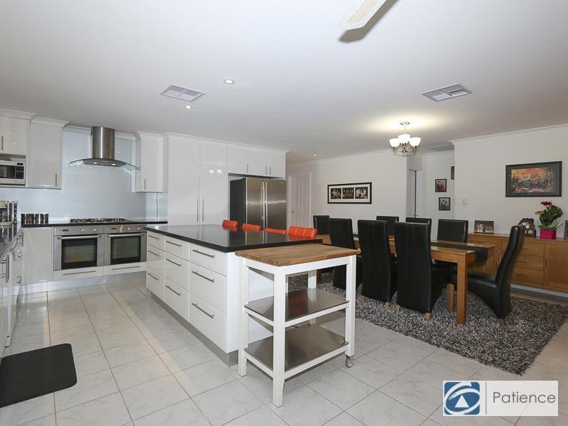 15 Arkaba Mews, Ocean Reef WA 6027