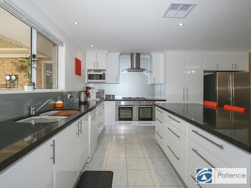 15 Arkaba Mews, Ocean Reef WA 6027