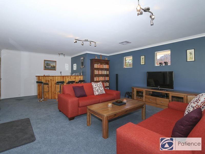 15 Arkaba Mews, Ocean Reef WA 6027