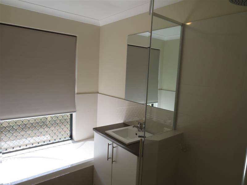 15 Golflinks Drive, Carramar WA 6031