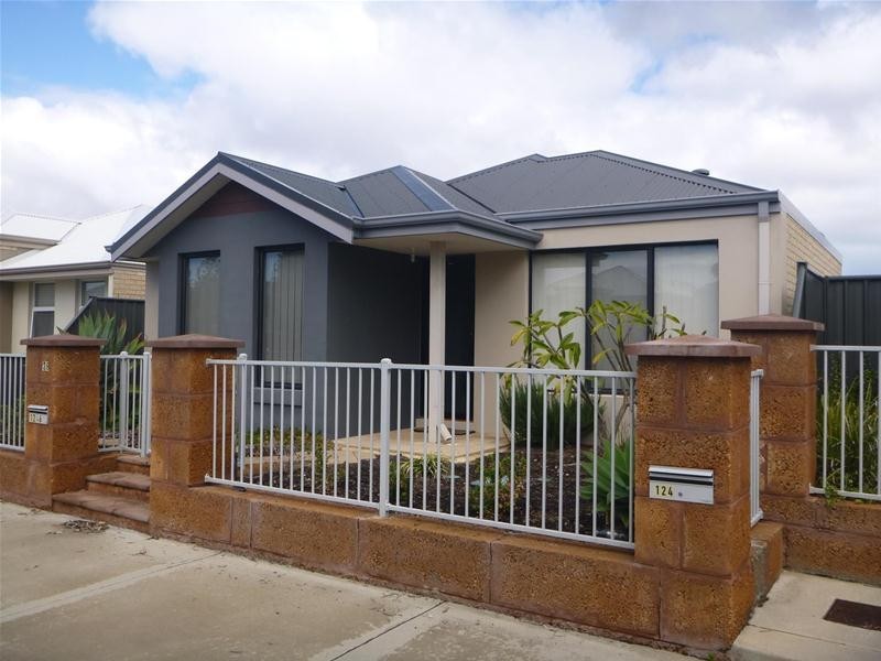 126 Joseph Banks Boulevard, Banksia Grove WA 6031