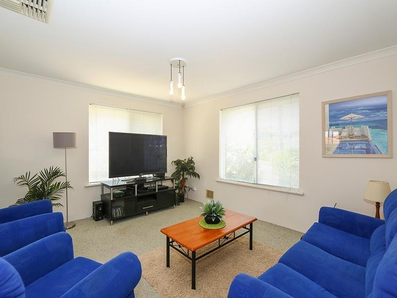 7 Swindon Lane, Currambine WA 6028