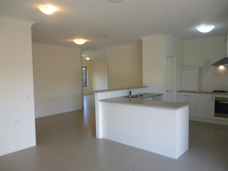 7 Demesne Circuit, Aveley WA 6069