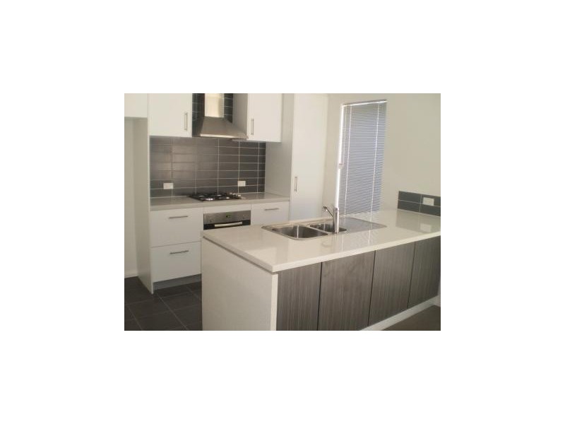 16 Eveleigh Court, Clarkson WA 6030