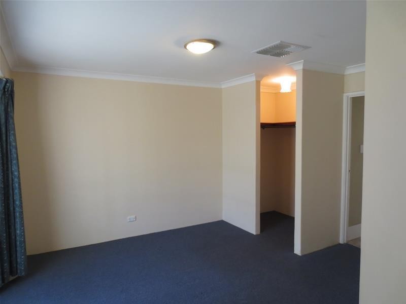 12 Dillon Glade, Joondalup WA 6027