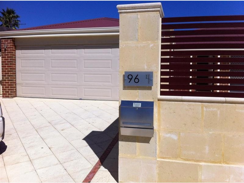 96 Houghton Drive, Carramar WA 6031