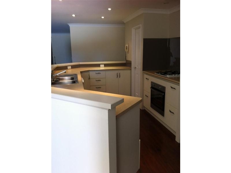 96 Houghton Drive, Carramar WA 6031