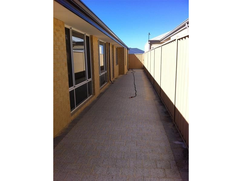 48 Roccella Loop, Ashby WA 6065