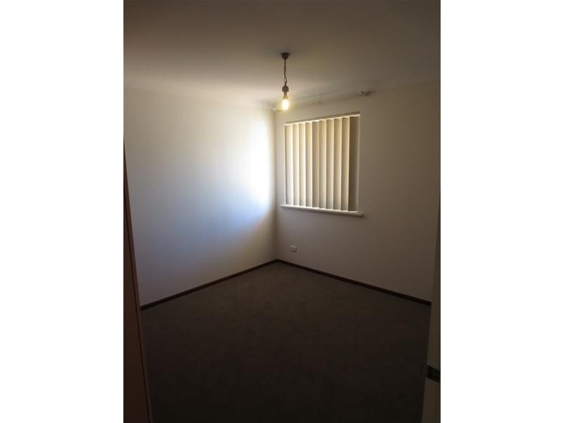 15 Monterey Drive, Woodvale WA 6026