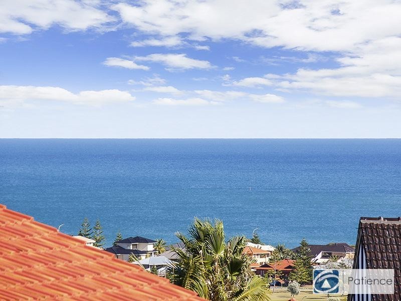 10 Gemini Rise, Ocean Reef WA 6027