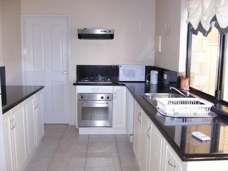 3 St Pauls Crescent, Joondalup WA 6027